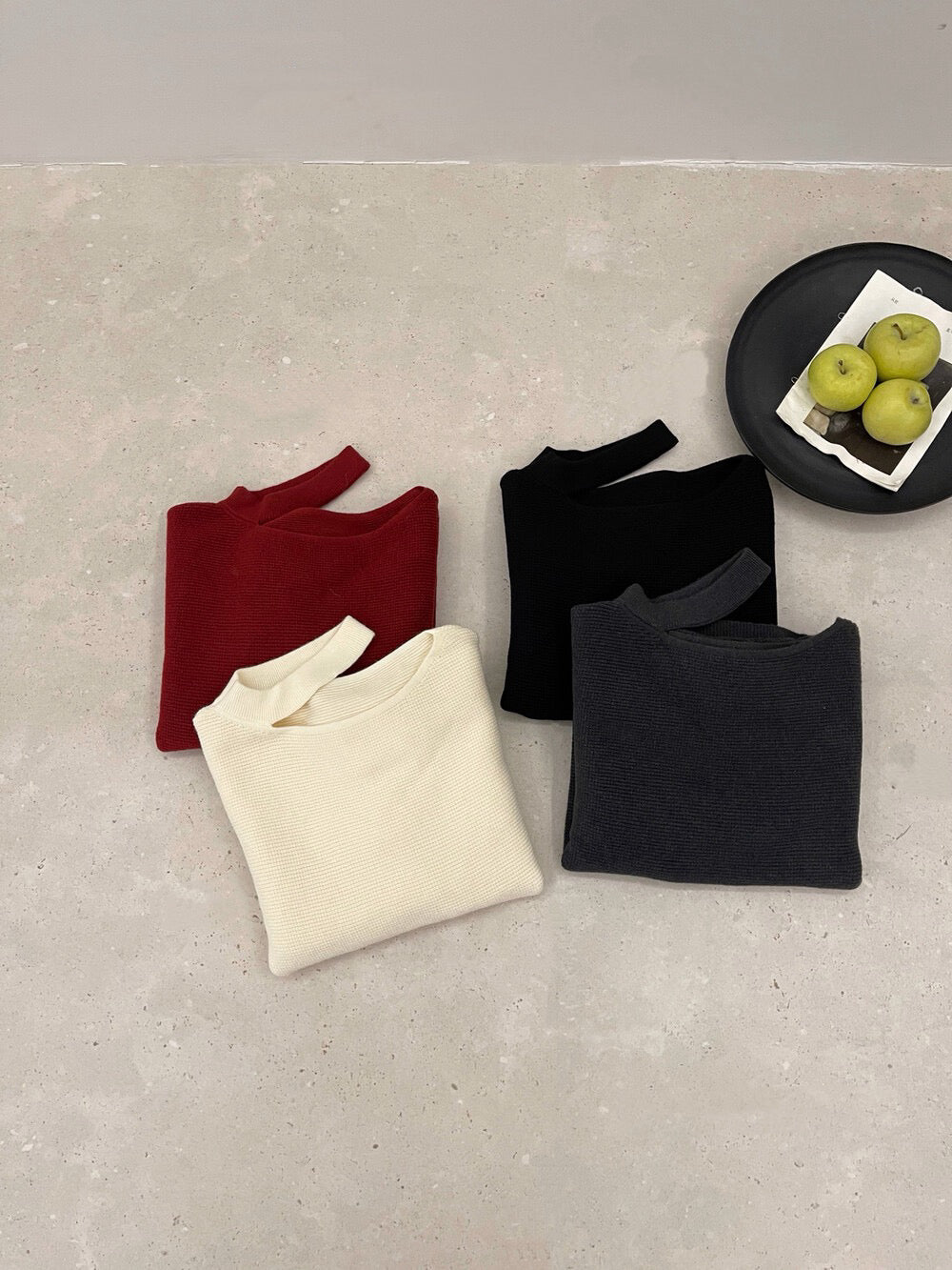 // 小性感斜肩掛頸窩夫紋NT