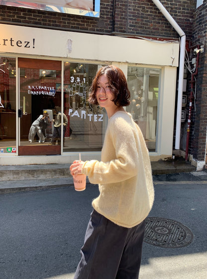 // 超美色系慵懶落肩針織上衣