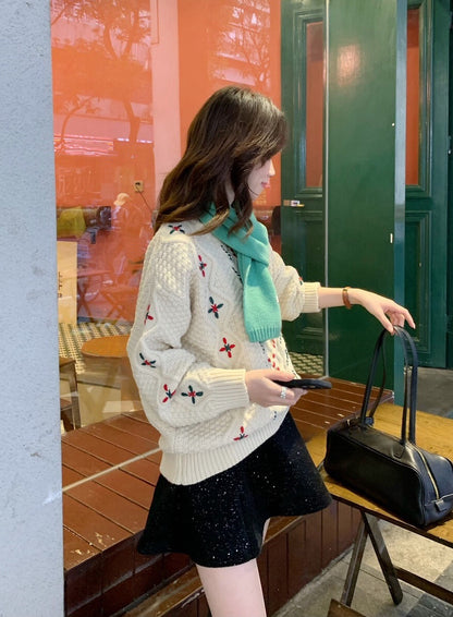 // 特別撞色鈎針圖案毛衣