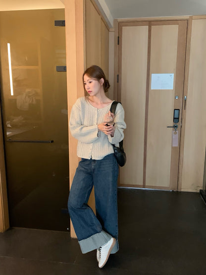 // 溫柔鏤空粗針織CD