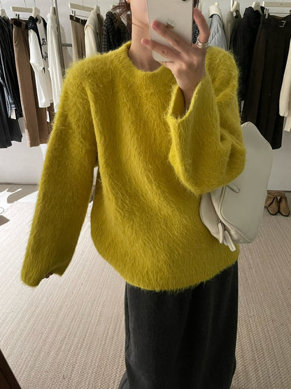 // 軟糯質感拉絨圓領寬鬆毛衣