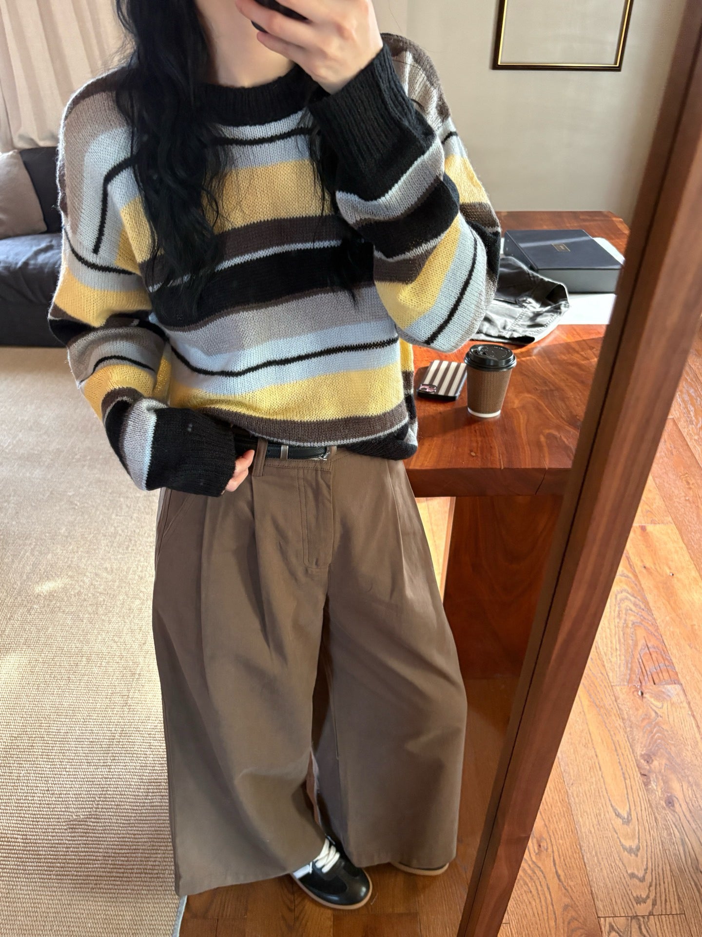 // 復古感撞色間條圓領10%羊毛NT