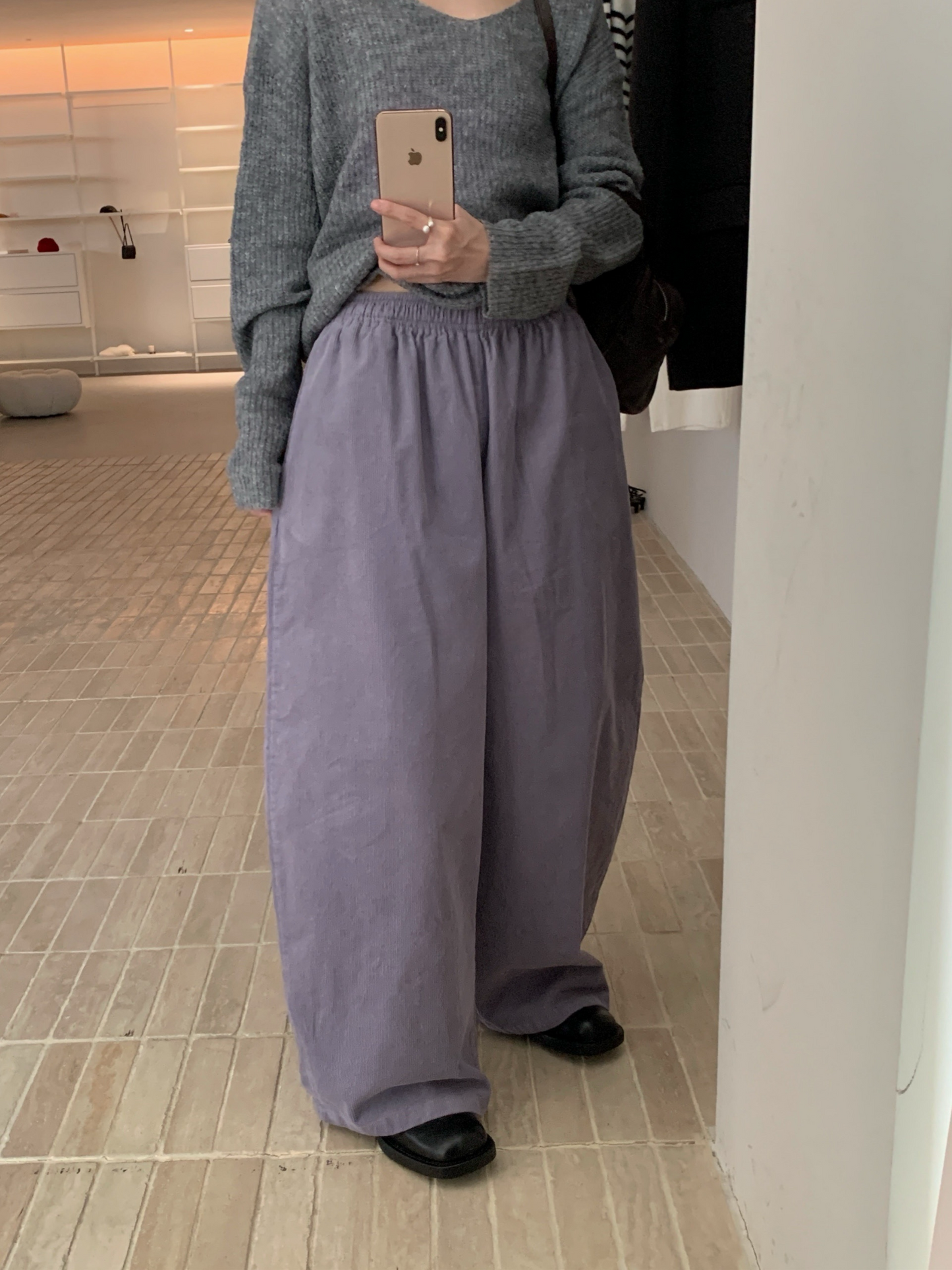 // 小復古感橡筋腰燈芯絨褲