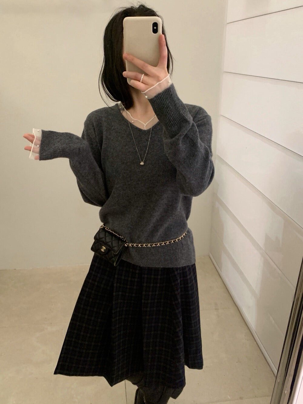 // 100%綿羊毛拼珍珠lace邊NT