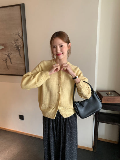 // 特別衣擺鈎花鏤空CD