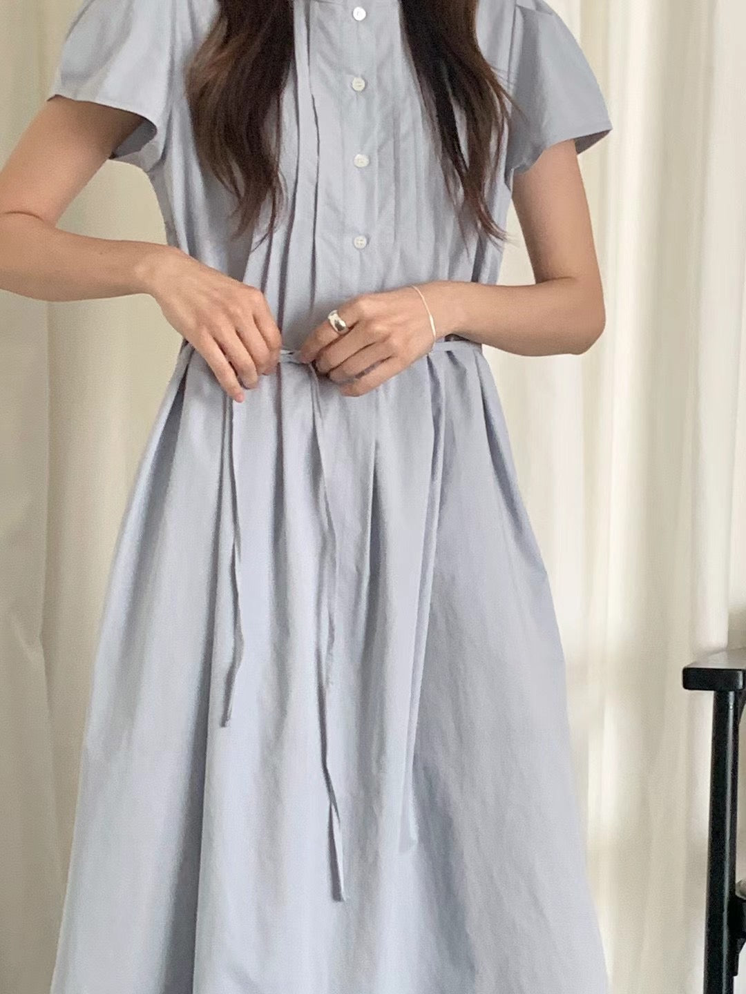 (現貨) // 小廓型袖子壓褶連腰繩恤衫款OPS