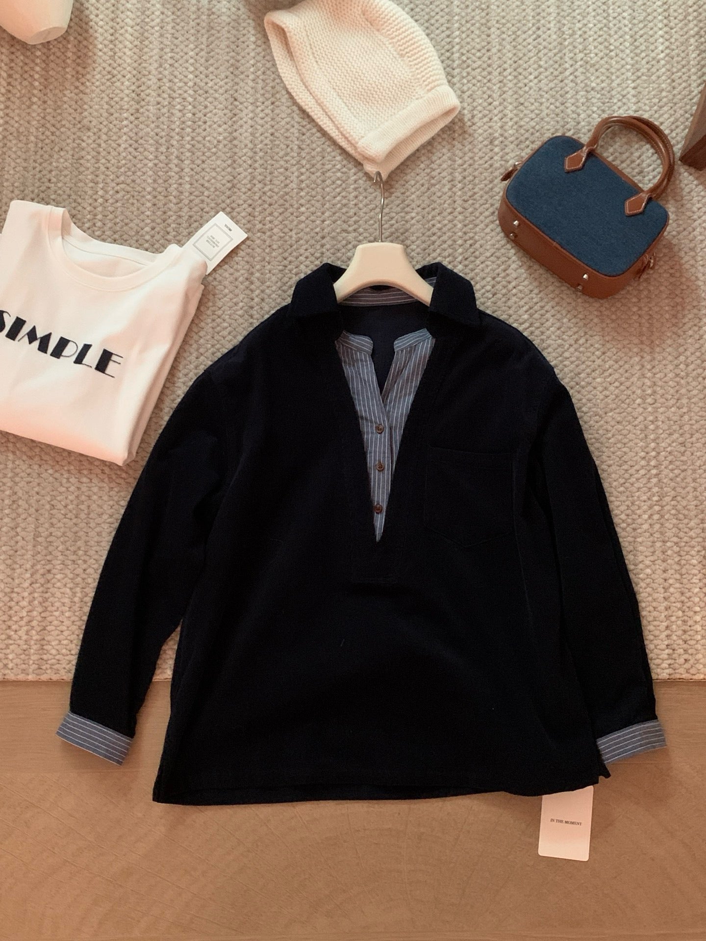 // 假兩件口袋拼接恤衫燈芯絨上衣