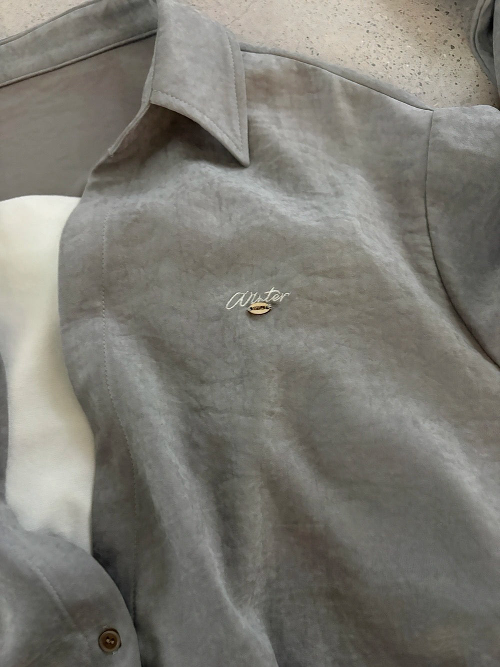 B208 / 內拼小立領背心假兩件壓褶腳恤衫