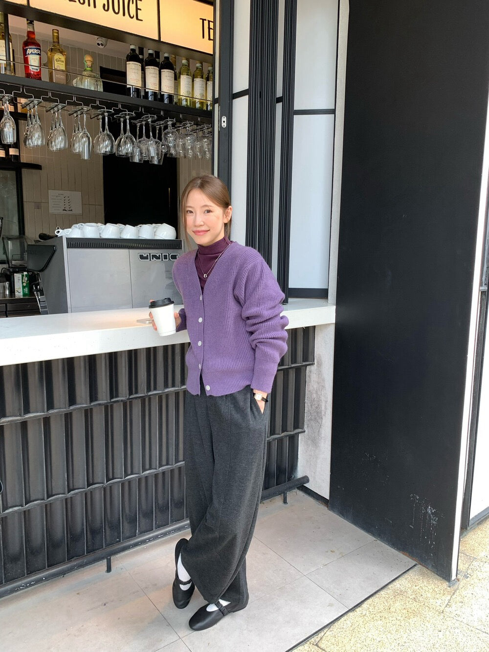 // 超soft V領8色直紋CD