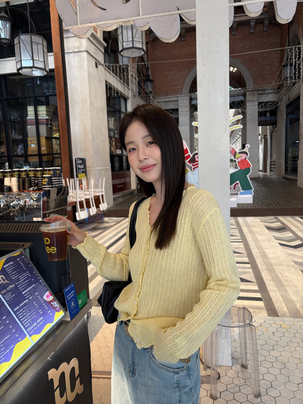 // 波浪卷卷邊直紋CD