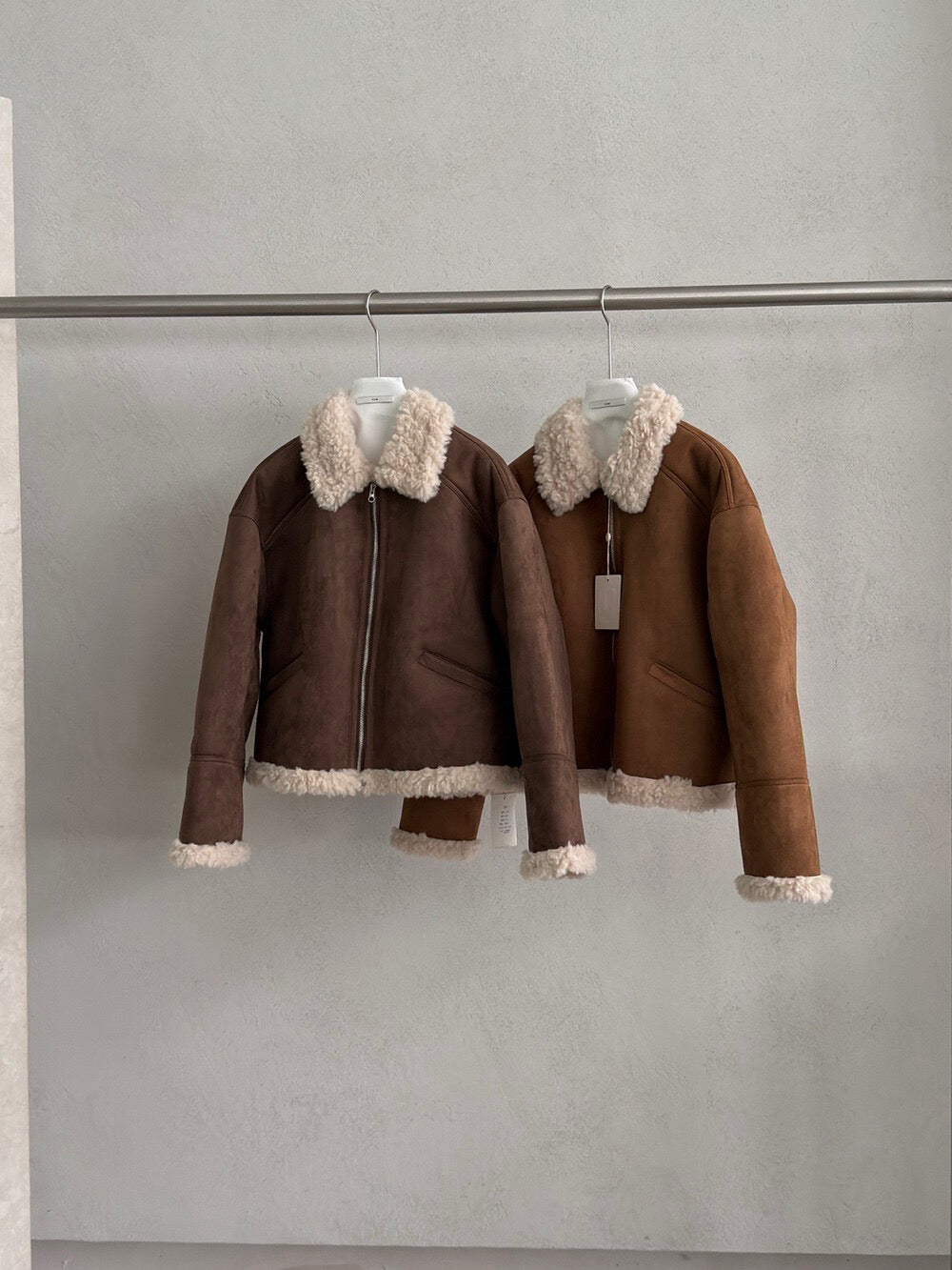 // 帥氣皮毛一體卷毛翻領外套