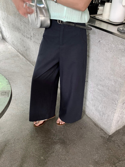 // 極簡淨版連腰帶直腳褲￼