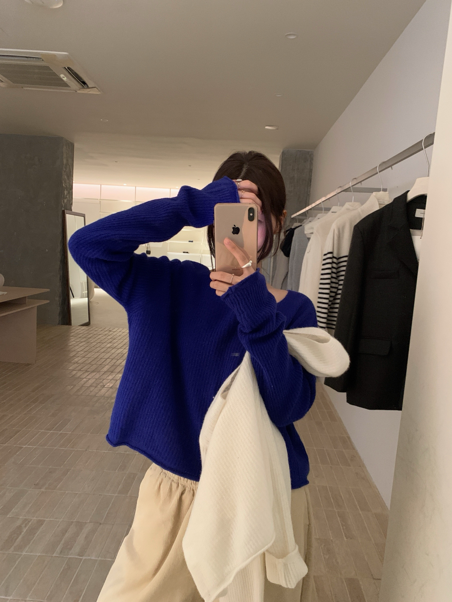 // 卷卷邊直坑紋14色短款NT