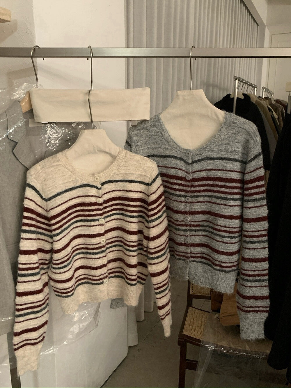 // 復古配色8%wool間條CD