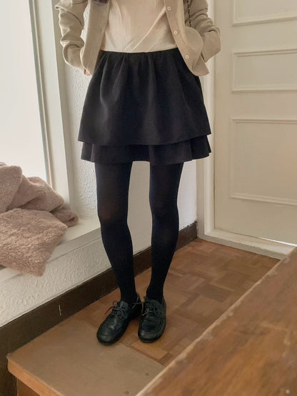 // 質感麂皮絨雙層蛋糕短裙