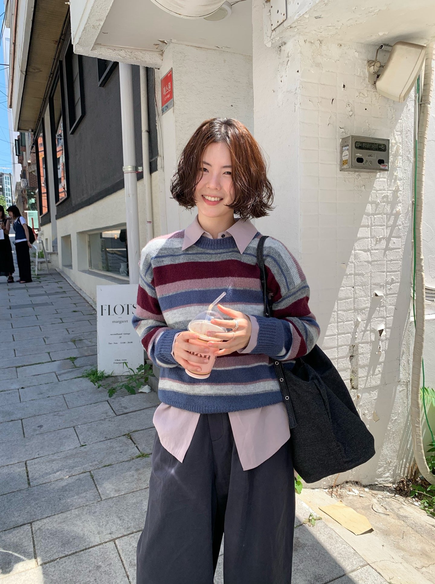 // 復古感撞色間條圓領10%羊毛NT