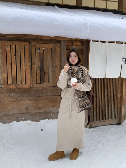 // 撞色刺繡字可束腳衛衣+中裙套裝(連頸巾)