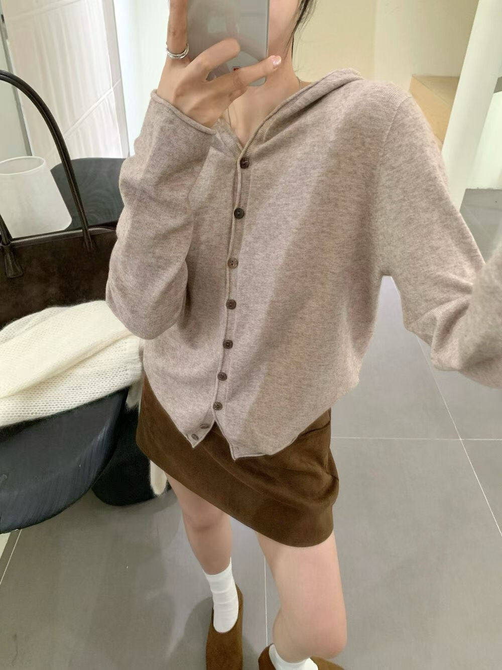 // 顏色美美的連帽薄針織外套