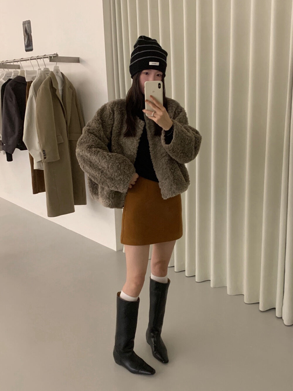 // 高級感口袋質感毛毛外套