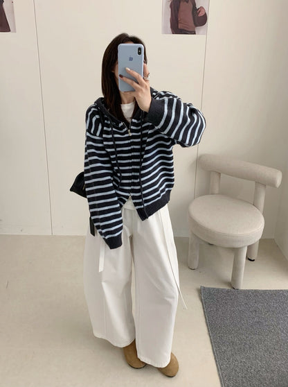 // 鬆弛感上下拉鍊連帽間條CD