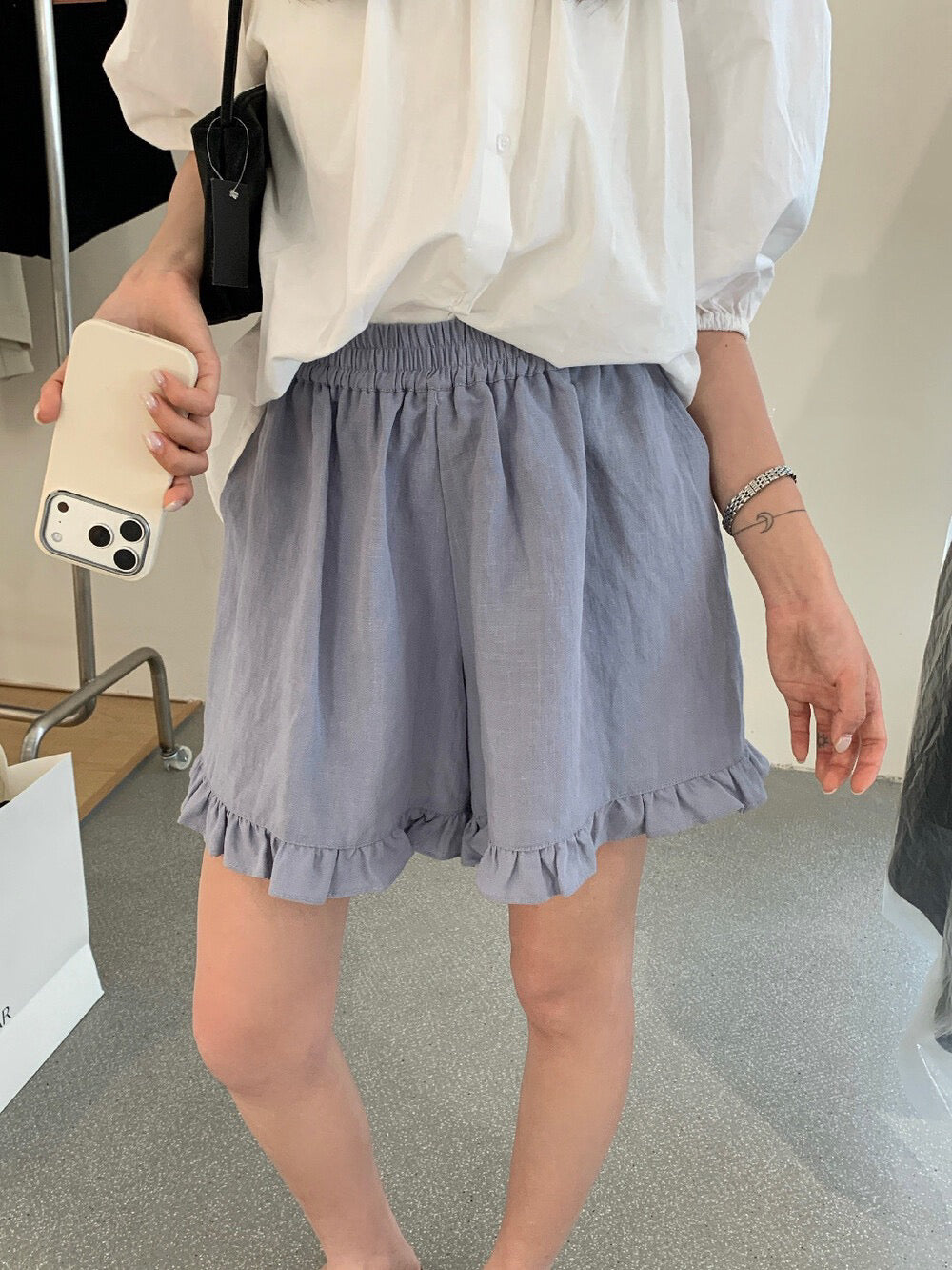 // 超舒服麻質花邊腳短褲