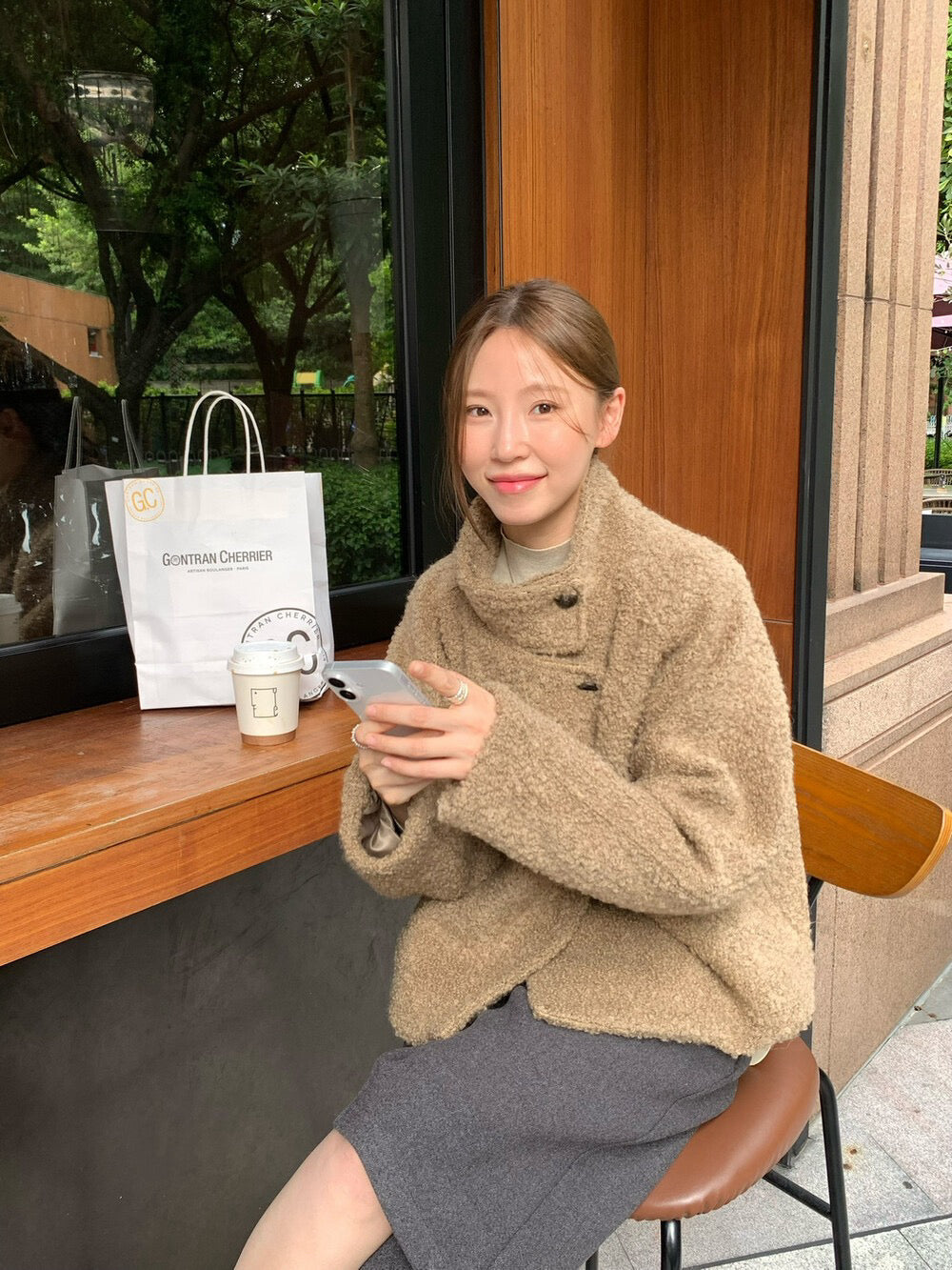 // 可立領圈圈絨一粒鈕簡約外套