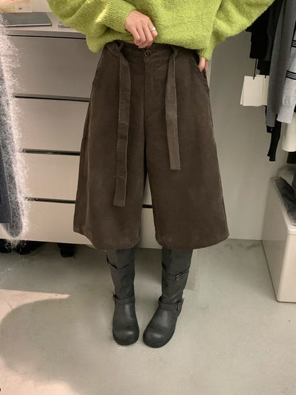 // 五分帥氣連腰帶燈芯絨褲