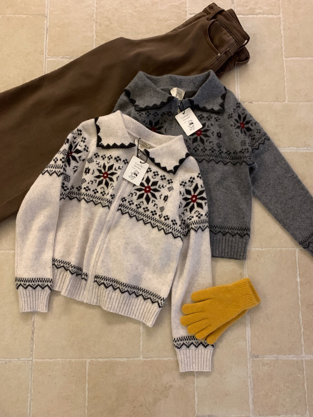 // 30%綿羊毛屬於聖誕的花紋包邊翻領拉鍊CD