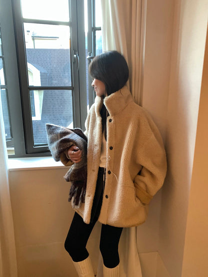 // 可雙面穿皮毛一體翻領中長外套