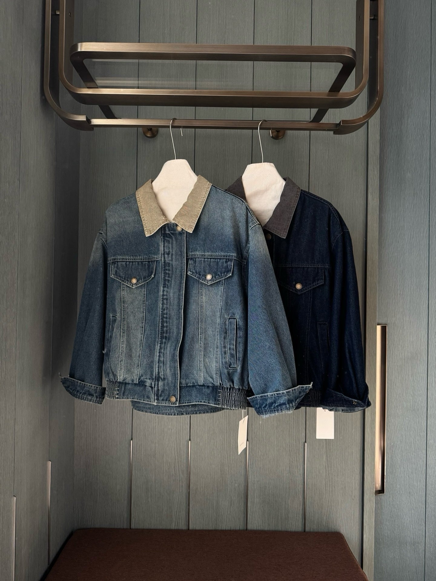 // 中古風拼領拉鍊牛仔外套