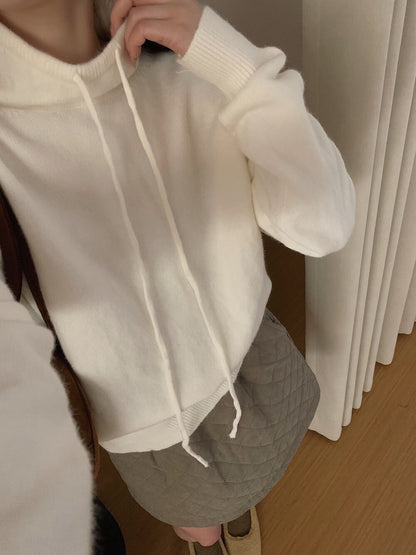 // 半高領綁帶連糯NT