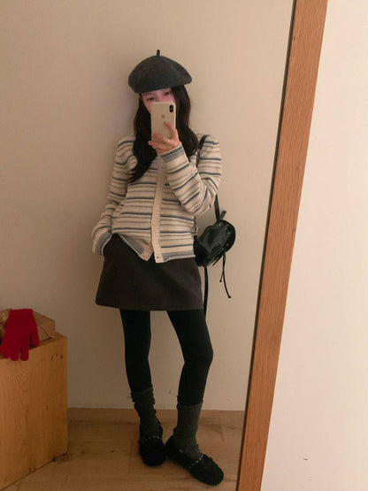 // 100%羊毛復古配色間條CD