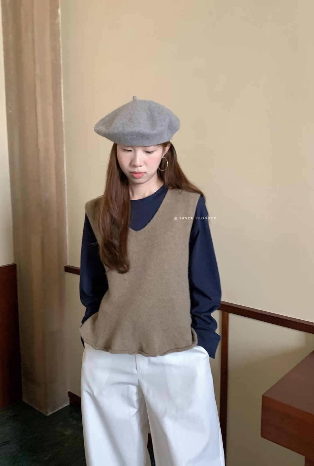 // 超美荷葉花邊腳針織背心