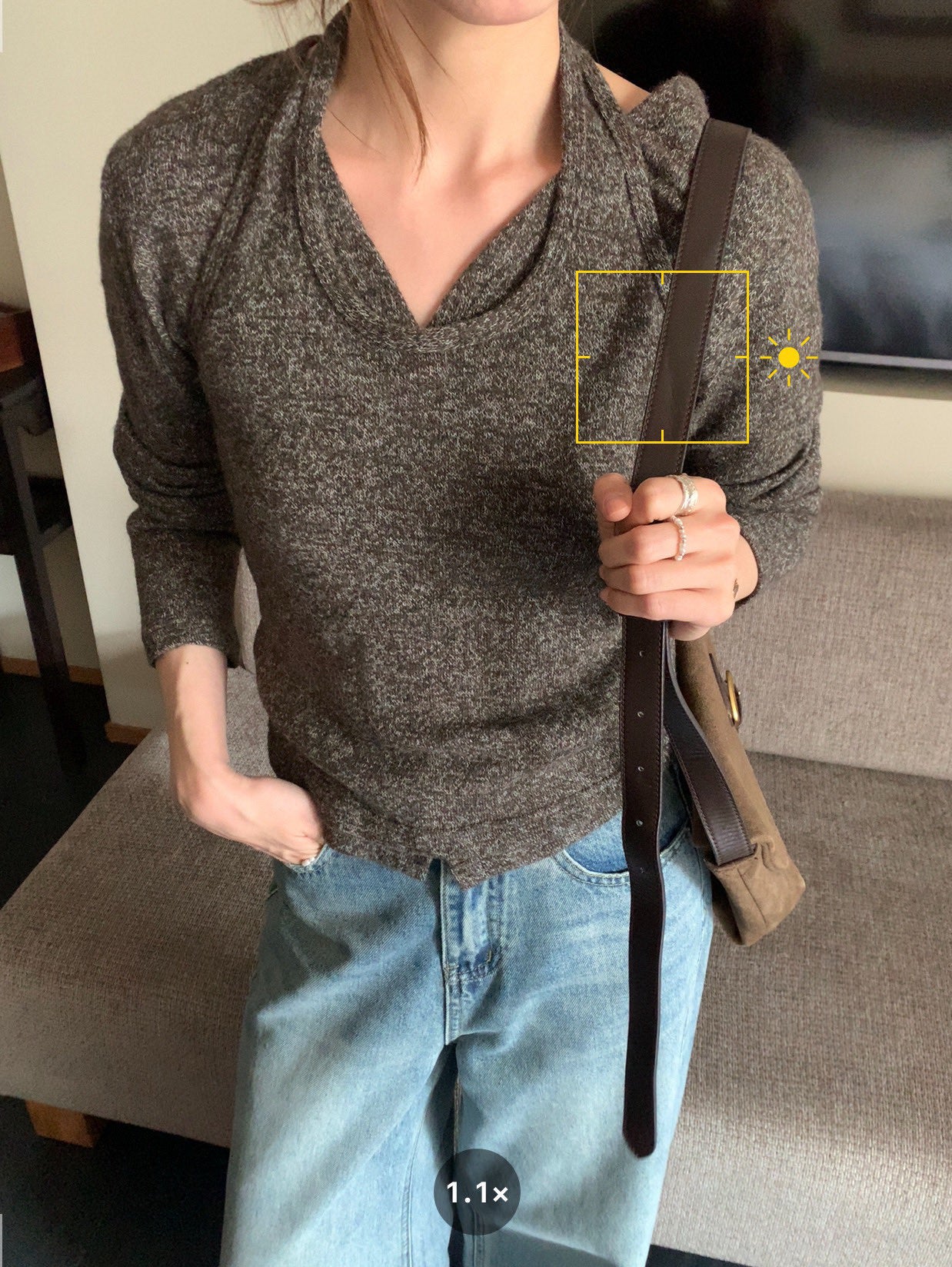 // 超韓疊穿掛頸背心+V領外套兩件套