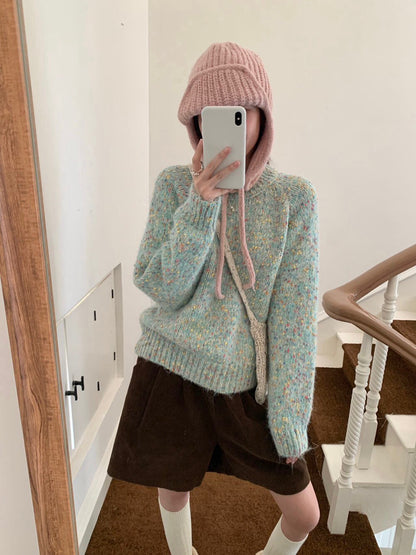 // 一眼看中的彩線圓領毛衣