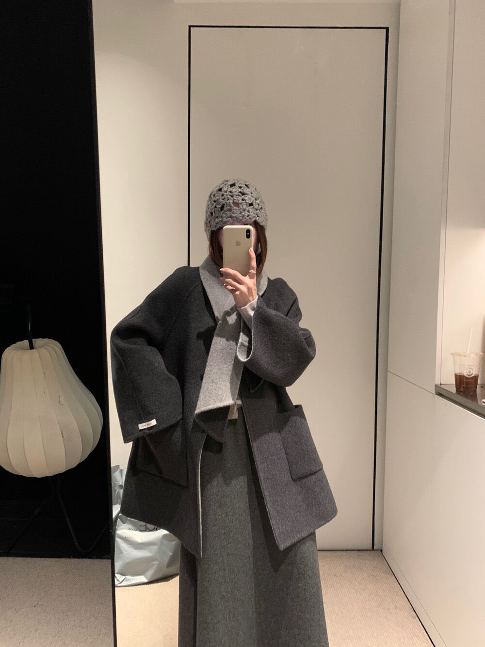 // 100%圓領口袋簡約手工外套（連頸巾）