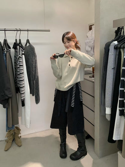 // 30%wool鈕扣直坑紋翻領毛衣