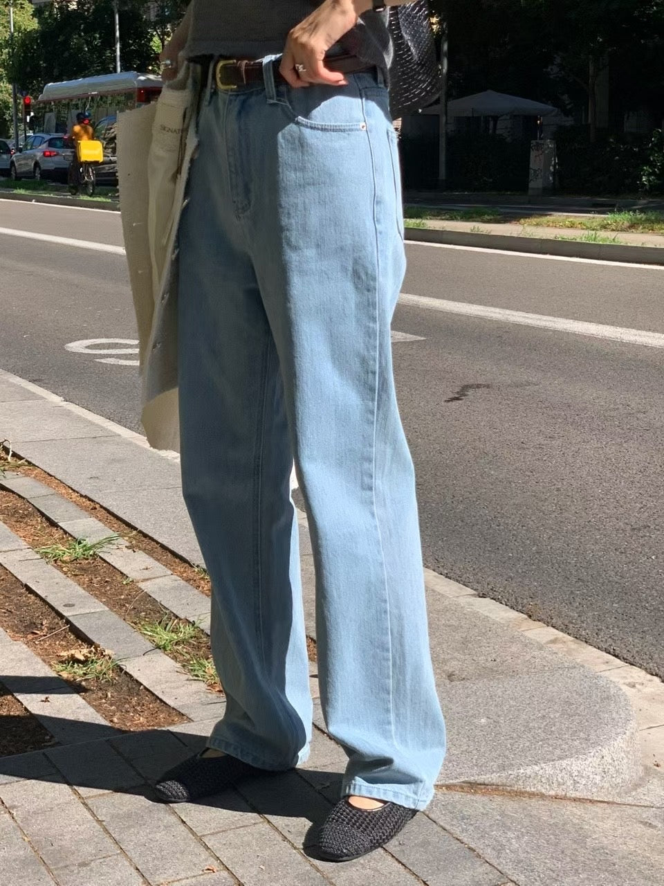設計師款 // premium denim淺洗水直腳牛仔褲