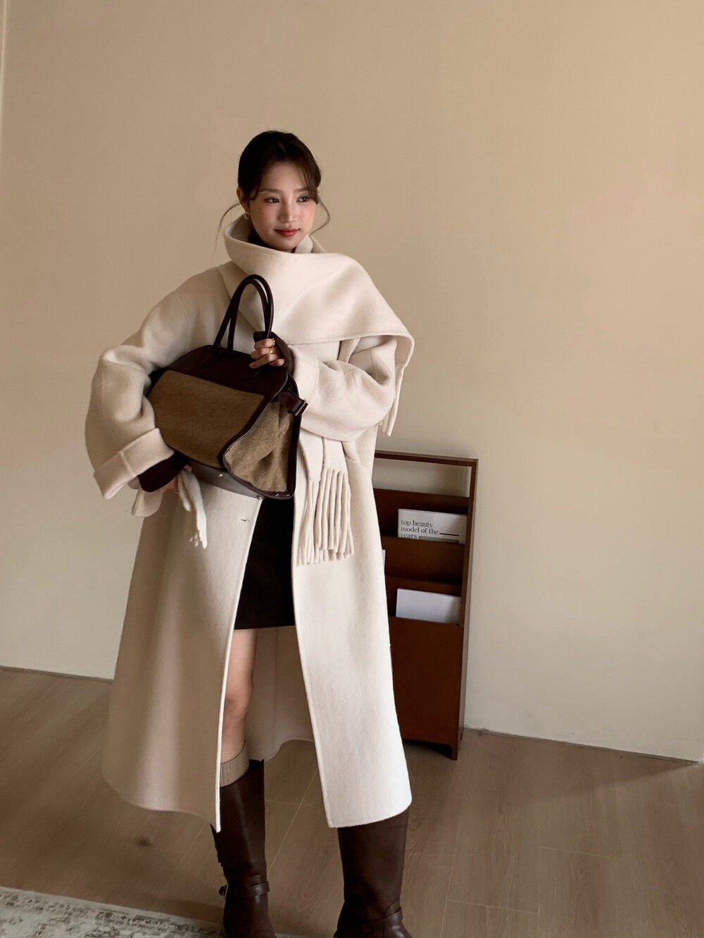 // 100%wool簡約圓領手工雙面長外套(連頸巾)