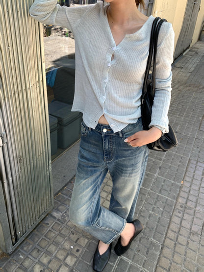 C13 / 肌理感顯瘦V領針織外套