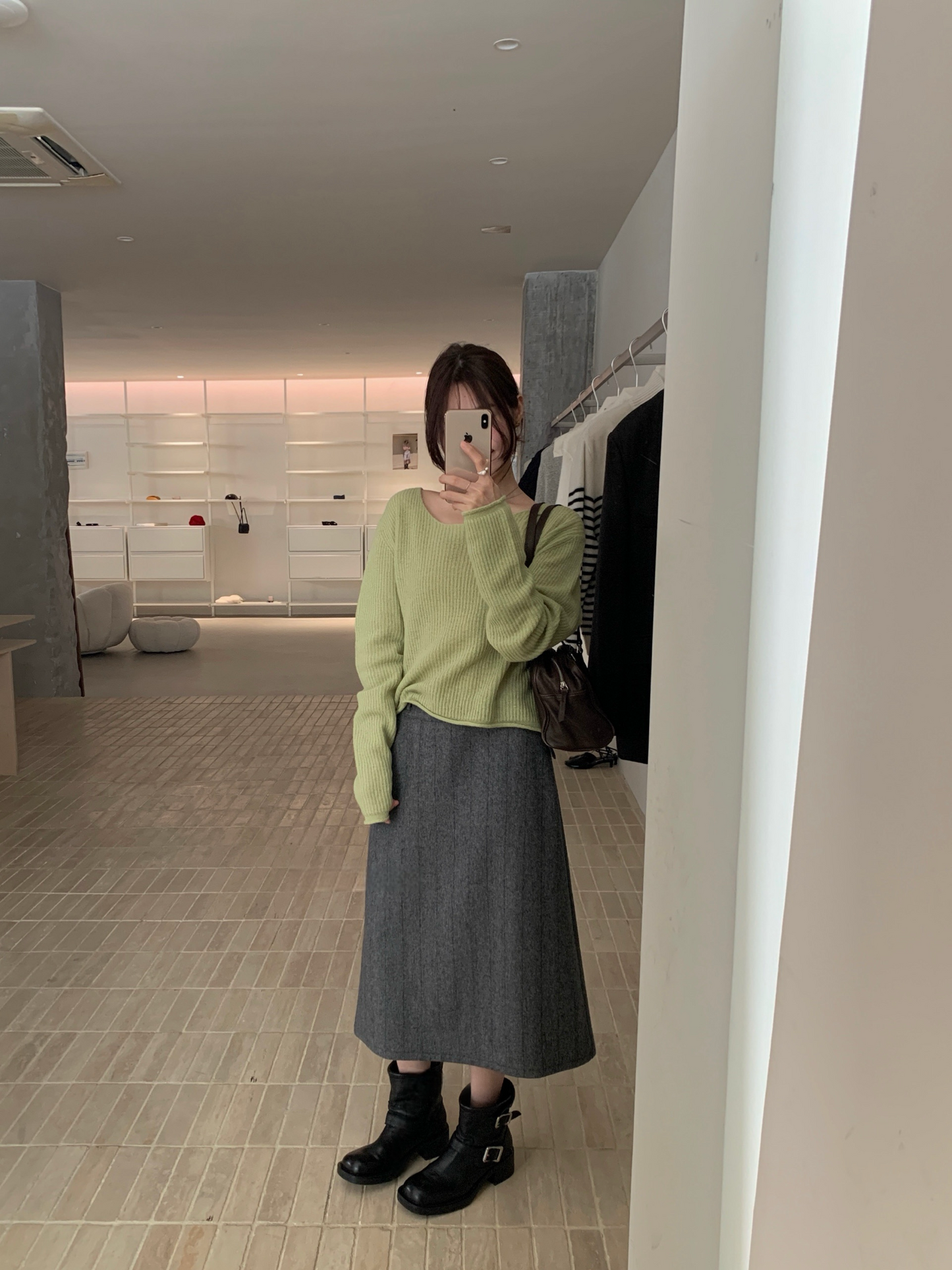 // 卷卷邊直坑紋14色短款NT