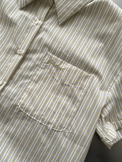 // 刺繡字口袋間條短袖SH