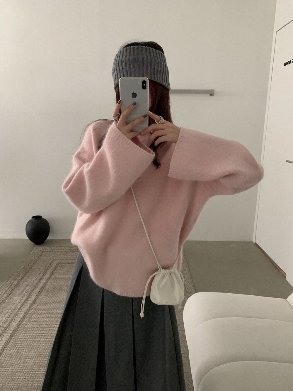 // 色系超美30%兔毛毛茸感軟糯親膚圓領毛衣