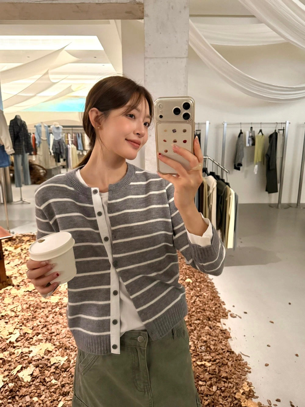 C46 / 撞色間條拼接恤衫袖假兩件針織外套