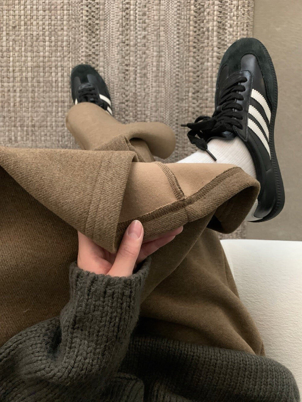 // 超軟糯後口袋羊毛糯米褲