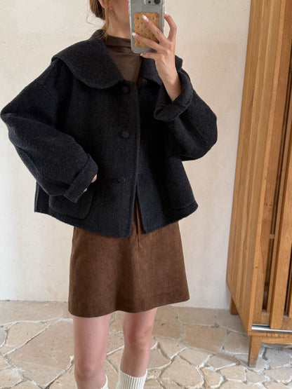 // 100%羊毛可愛娃娃領手工外套