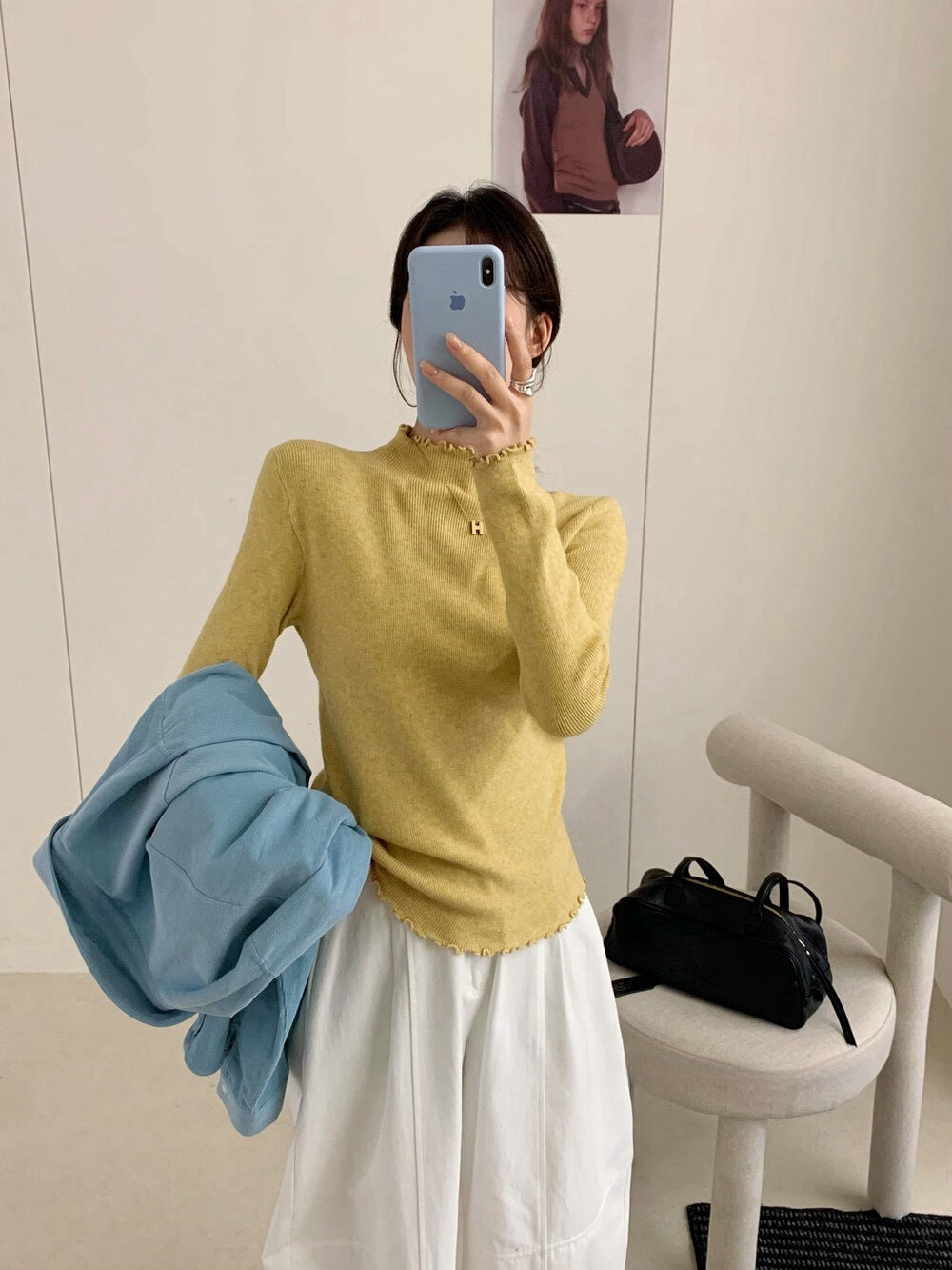 // 人手一件卷卷邊半領針織NT