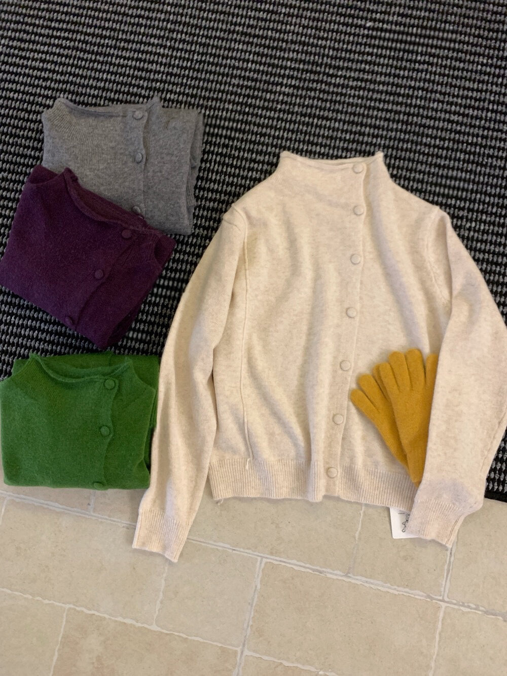 // 30%raccoon側包扣卷邊領CD