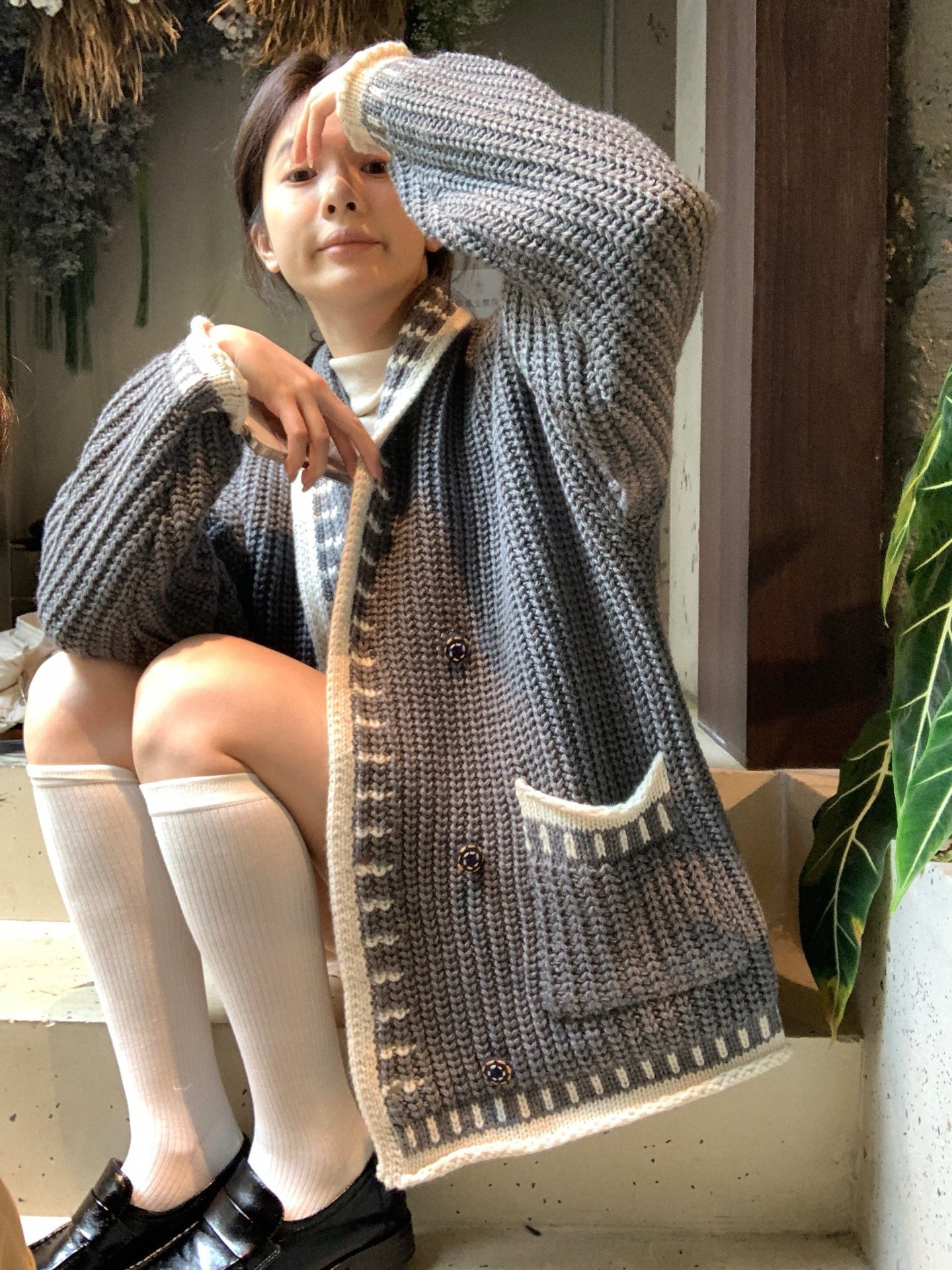 // 撞色織紋包邊翻領中長冷外套