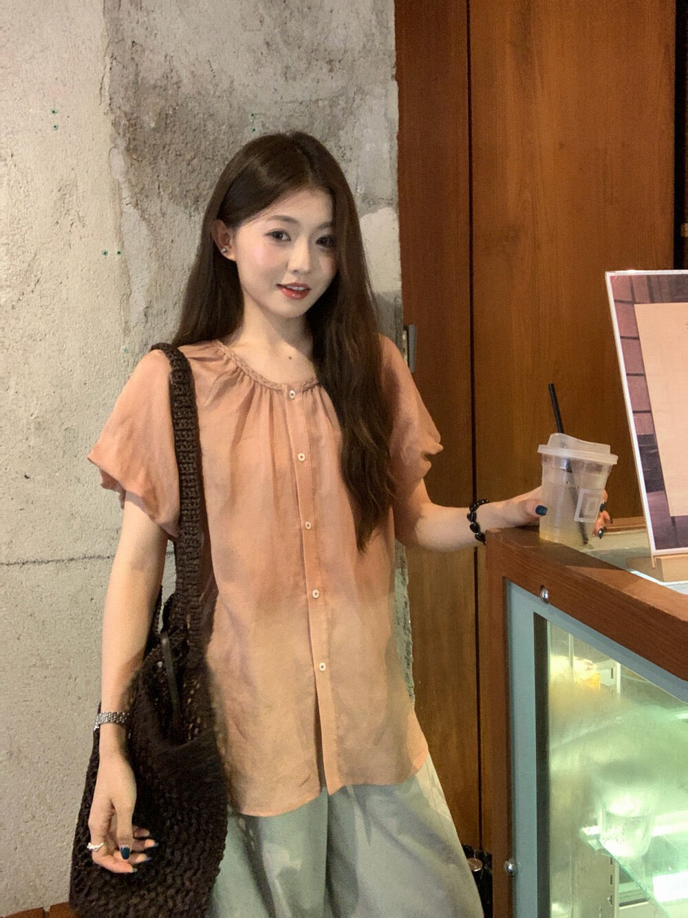 // 麻花領lyocell麻泡泡袖BL